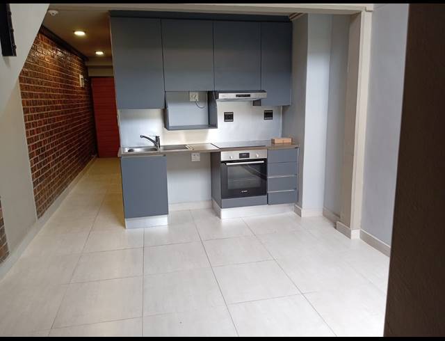 2 BEDROOM APARTMENT TO LET IN UMHLANGA RIDGE